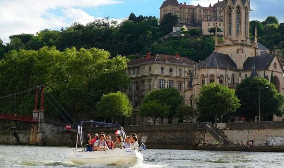 teambuilding-chasse-au-tresor-lyon-le-papillon-bleu