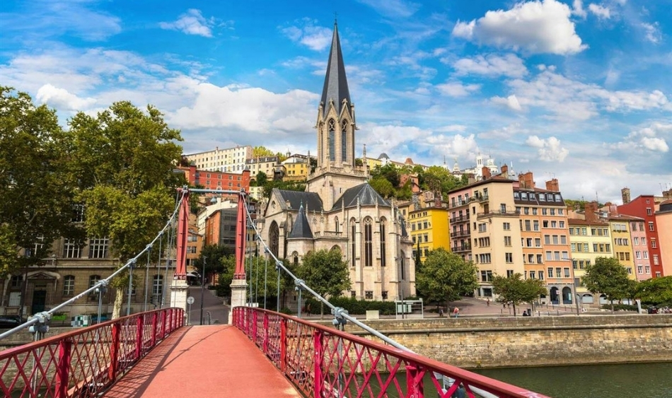 visite-contee-du-vieux-lyon-teambuilding-papillon-bleu