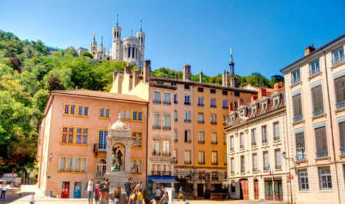 vieux-lyon-teambuilding-papillon-bleu