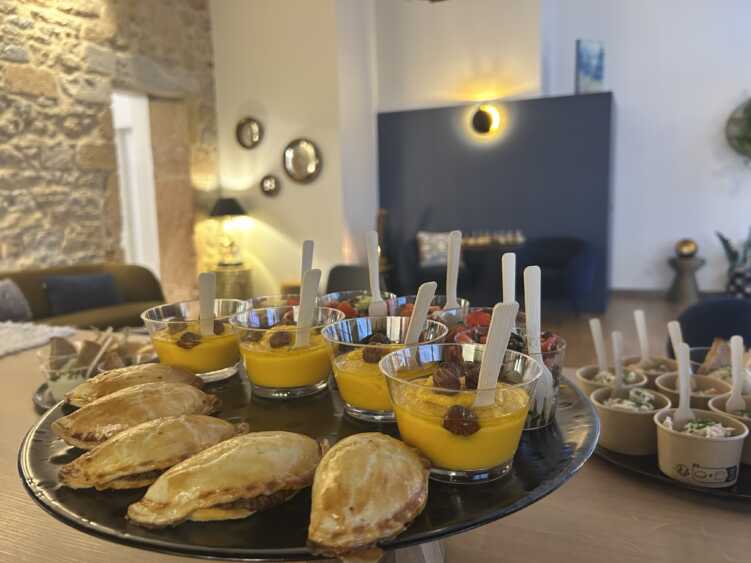 choisir-une-salle-de-reunion-a.lyon-avec-restauration-le-papillon-bleu